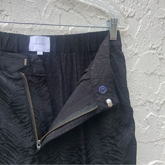 SUNDAYS Black Jacquard Tapered High Rise Trouser Pants Size 2 Zebra Print - Picture 6 of 12